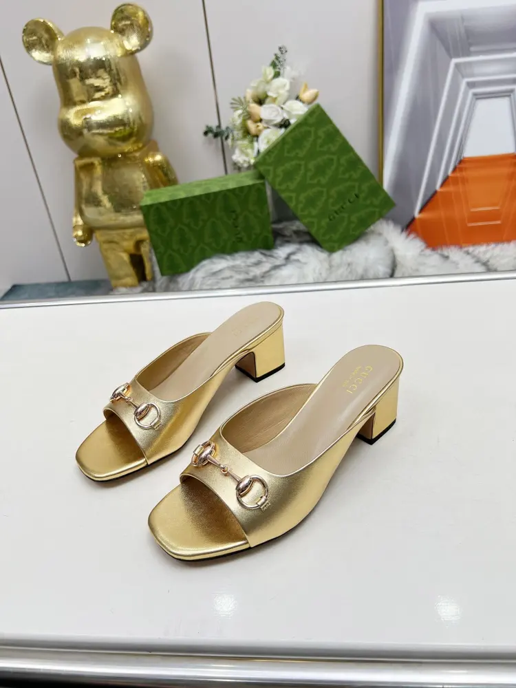 Gucci classic buckle round toe flat bottom thick heel slippers