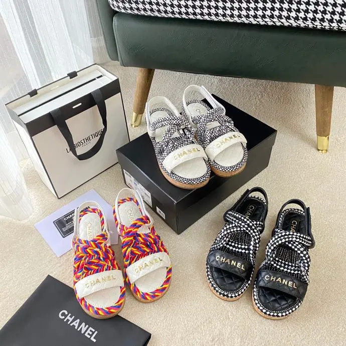 Chanel sandals are the best on the market. This is the first time I have seen shoes that