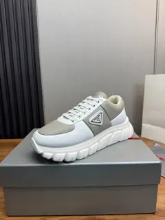 Prada casual sports shoes imported original cowhide stitching imported mesh