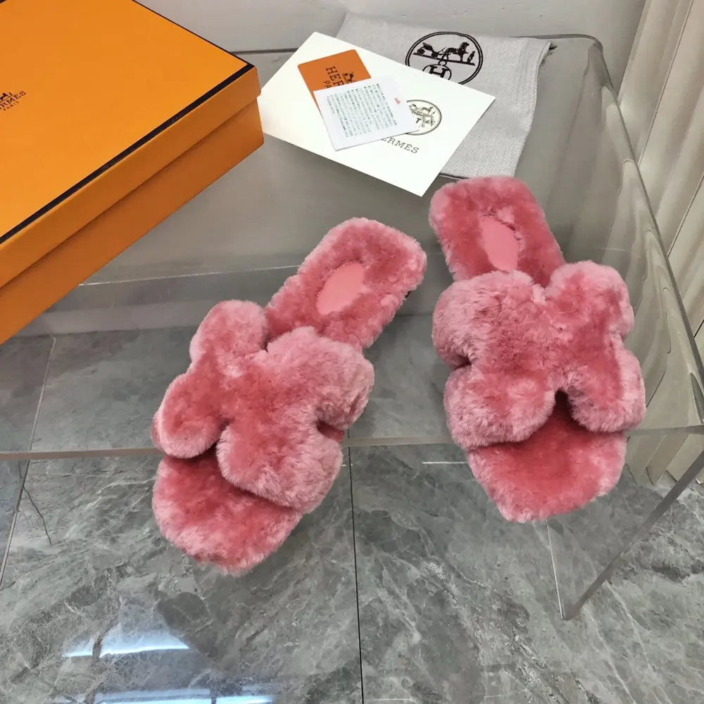 Hermès slippers