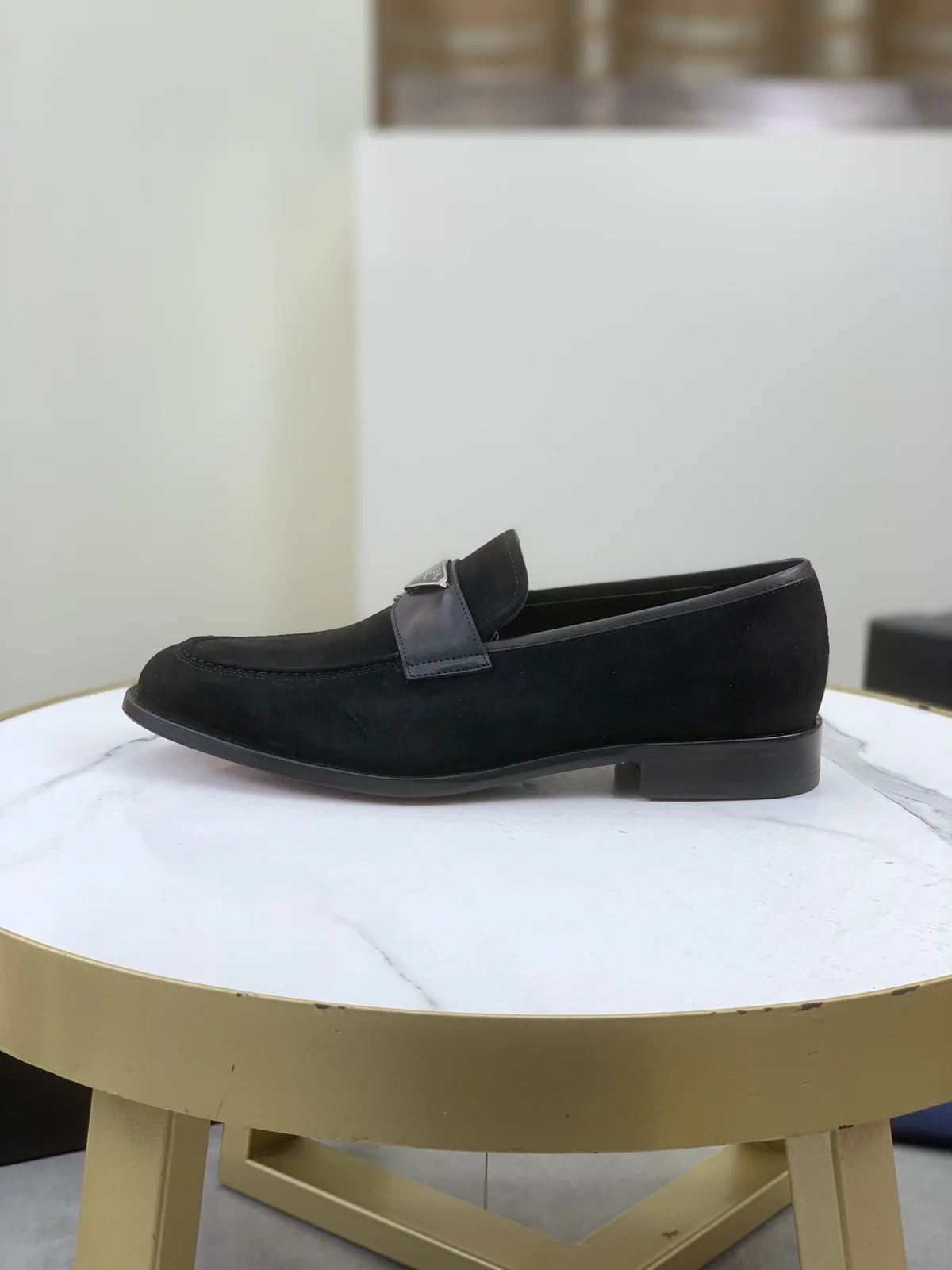 Prada men’s business casual leather shoes