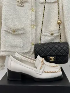 Chanel chain double C loafers