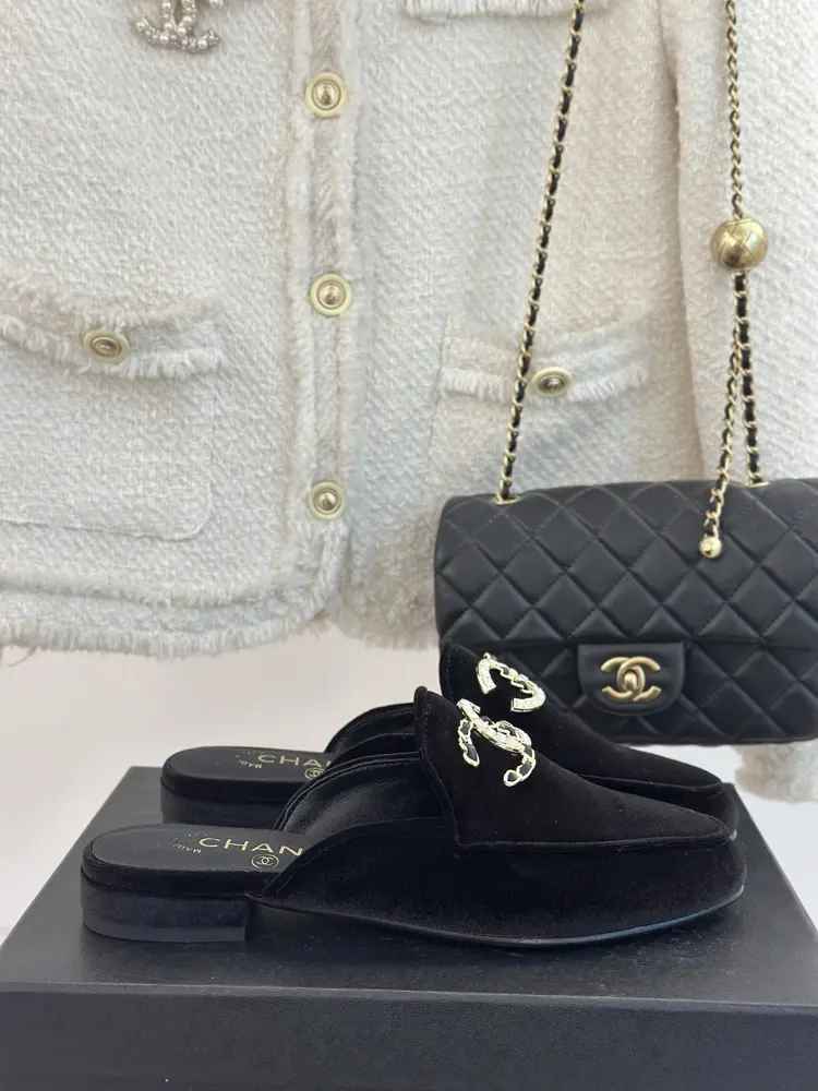 Chanel classic Chanel 25C early spring new product big double C Slippers