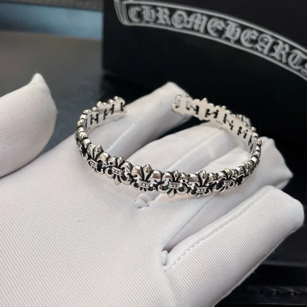 Chrome Hearts Classic Scout Flower Open Bracelet