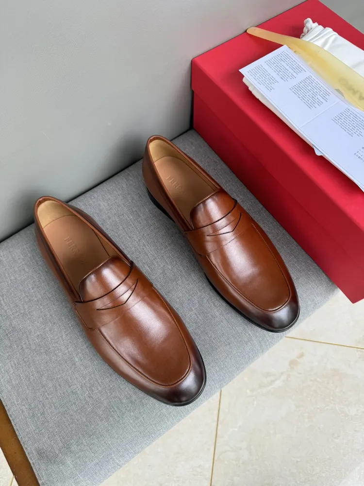 Salvatore Ferragamo casual leather shoes slip-on shoes loafers
