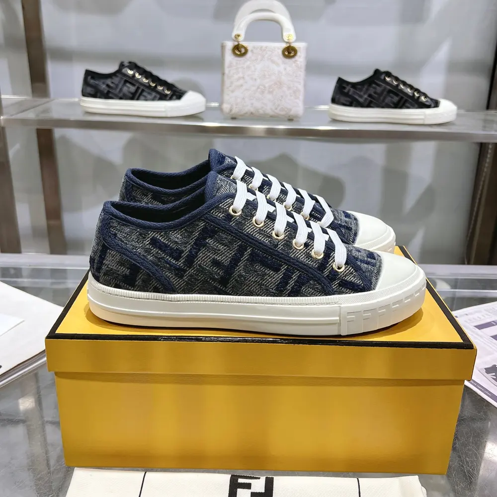 Fendi couple canvas shoes