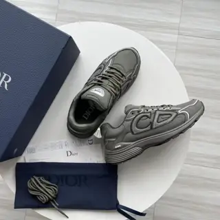 Dior couple style. This season