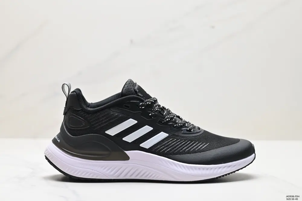 Adidas ALPHAMAGMA training low-top running shoes. Designed to help you achieve your fitness GV7920