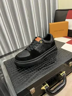 Louis Vuitton sneakers. LV counter purchase Casual shoes Men’s 2021 counter simultaneous