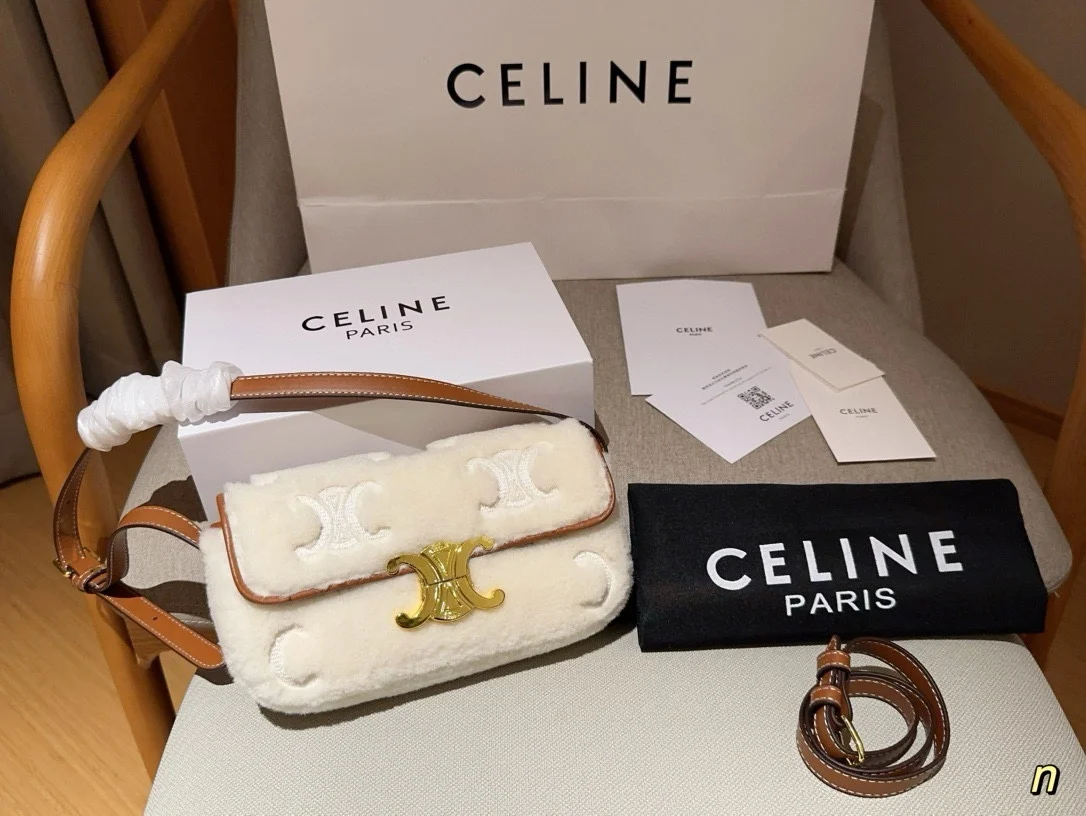 Celine Triomphe