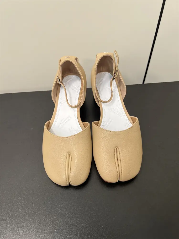 Maison Margiela mm6 retro bow split toe mid-heel hollow sandals