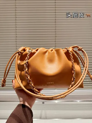 Loewe Flamenco