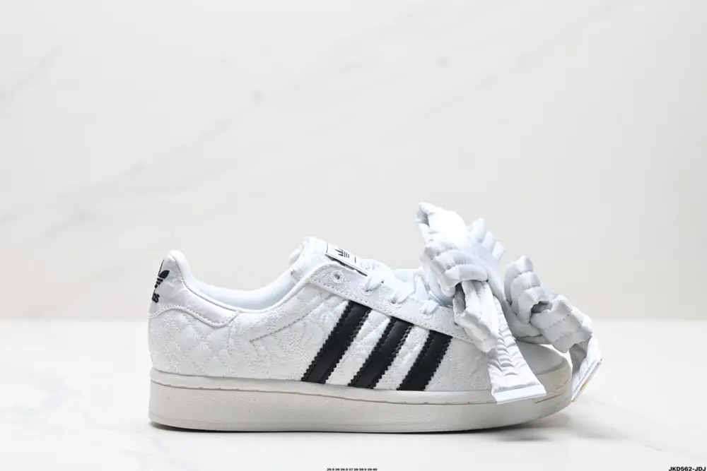 Adidas Caroline Hu x Adidas originals Superstar W trendy JR7977