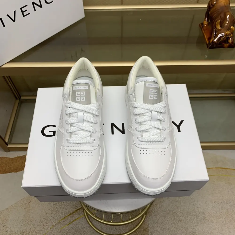 Givenchy low-top jogging sneakers