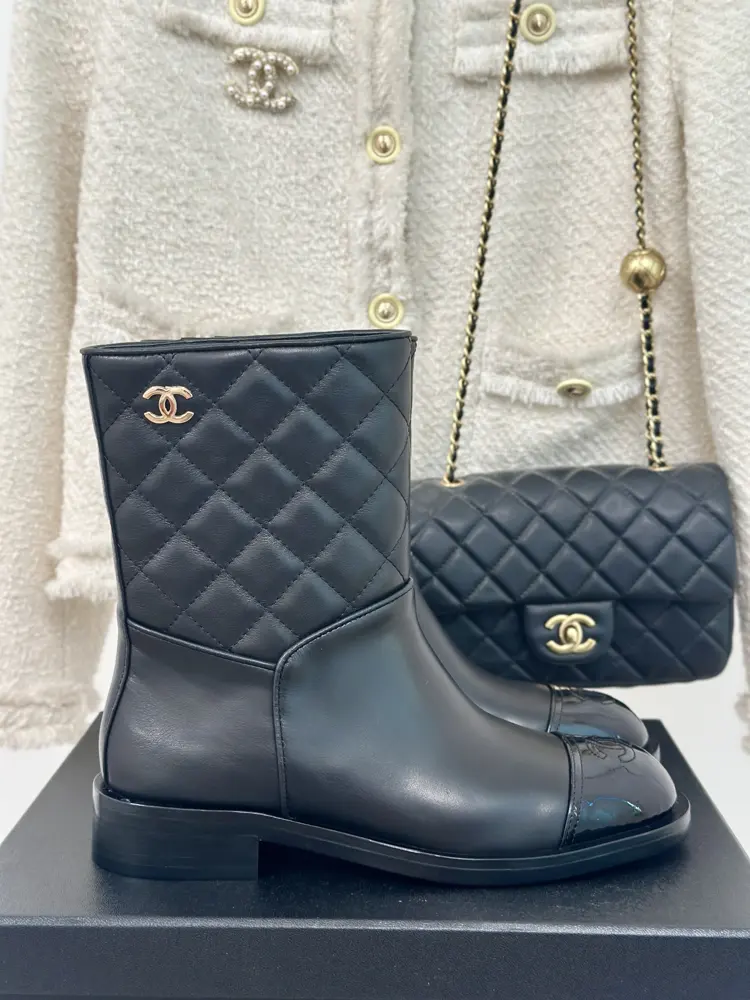 Chanel diamond color matching short boots