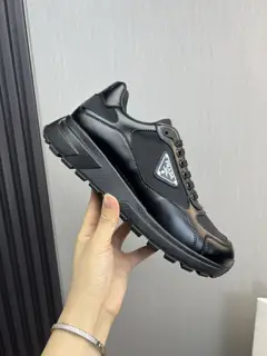 Prada popular men’s shoes