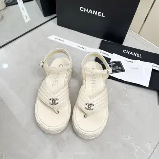 Chanel new flip-flops