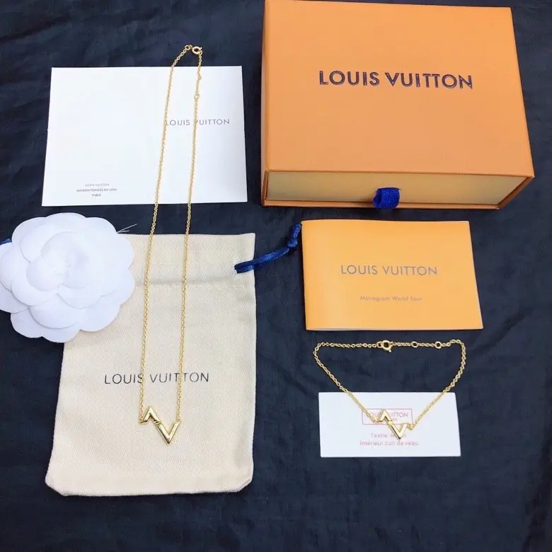 Louis Vuitton Necklace Bracelet