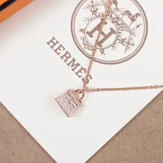 [Hermès Kelly full diamond bag necklace]