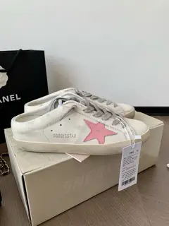 Golden Goose DSNERKERS series~~Hot enough to wear white shoes