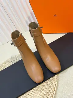 Top quality Hermes classic Kelly buckle short boots