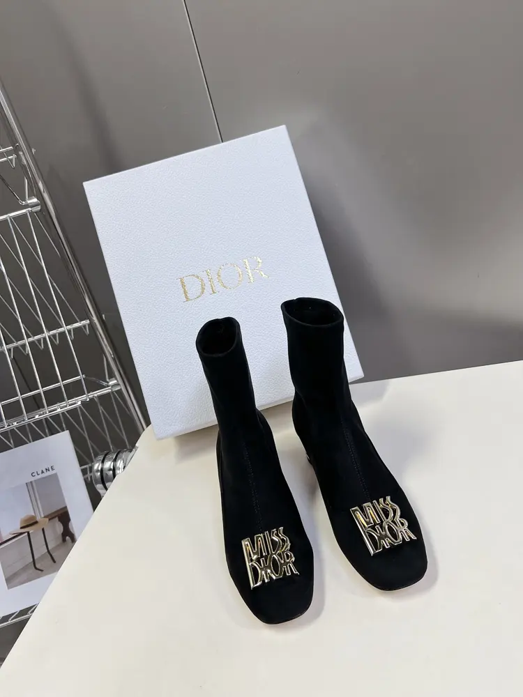 Dior 2024 autumn and winter new Icon series knight women’s boots celebrity style CD letter