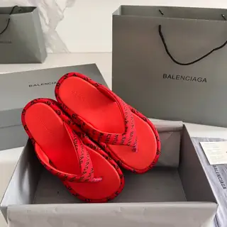 Balenciaga 2023/SS new autumn and winter new product Teddy fur thick-soled slippers