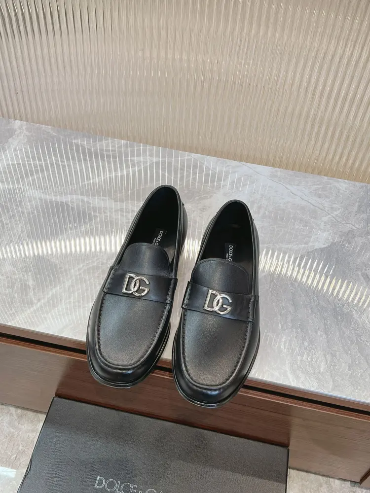 Dolce & Gabbana Cowhide leather business casual men’s shoes loafers