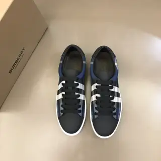 Burberry’s classic low-top sneaker for men