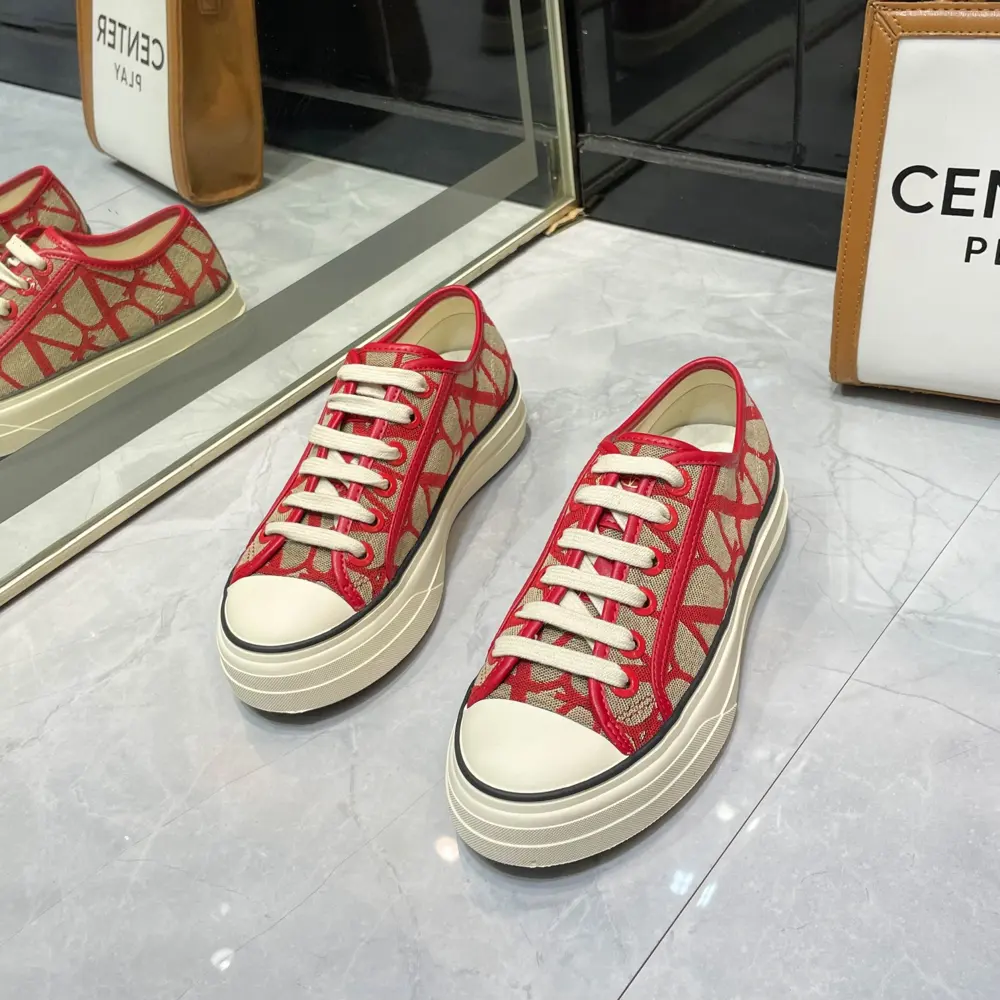 Valentino’s latest unisex casual shoes