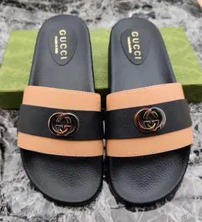 Gucci slippers