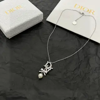 Dior necklace