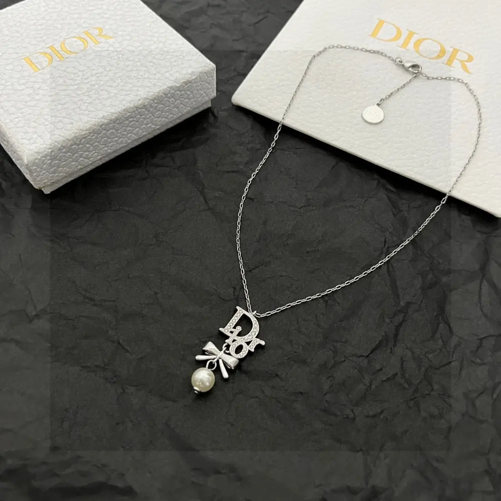Dior necklace