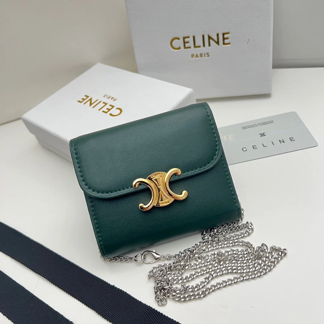 Celine Triomphe