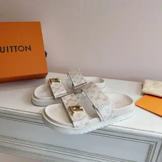 Louis Vuitton Boat Tow Series