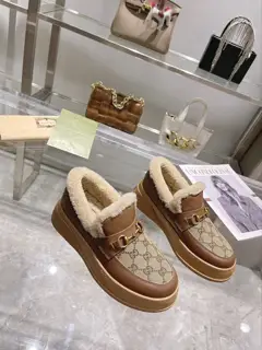 Gucci Merino sheepskin and fur shallow snow boots