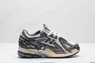 New Balance Shoes M1906AR