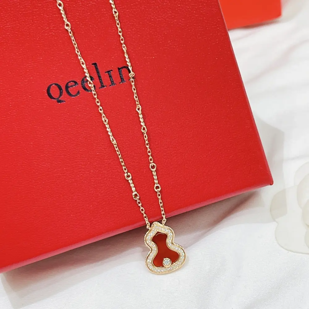 Qeelin Qilin Jewelry Red Agate Hollow Gourd Necklace