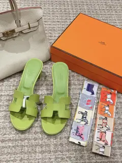 Hermes Palm print Heels