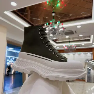McQueen high-top casual shoes