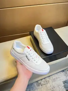 Prada sneakers. Casual loafers original silk open-edge pearl leather material Sheep lining