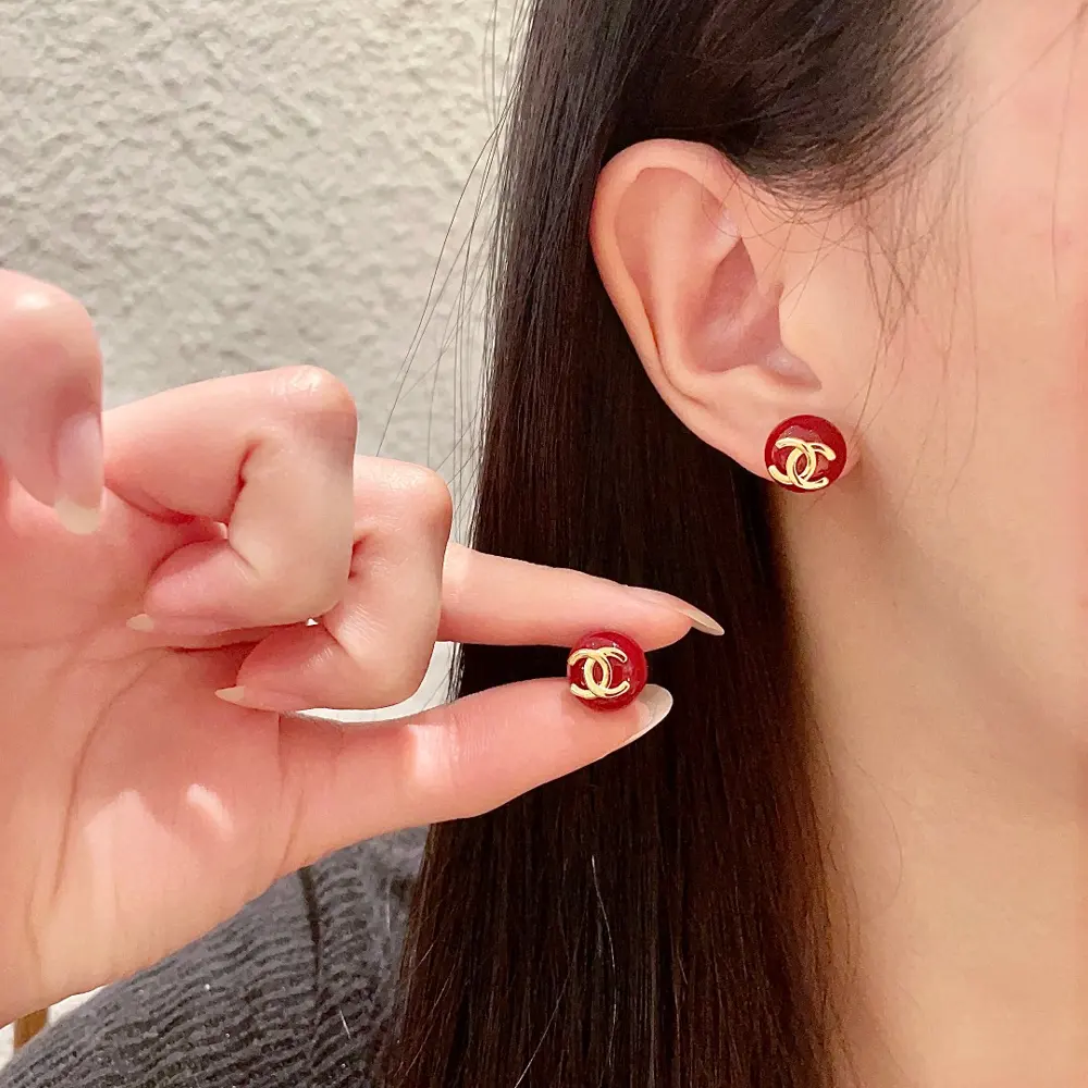 Chanel second-hand earrings