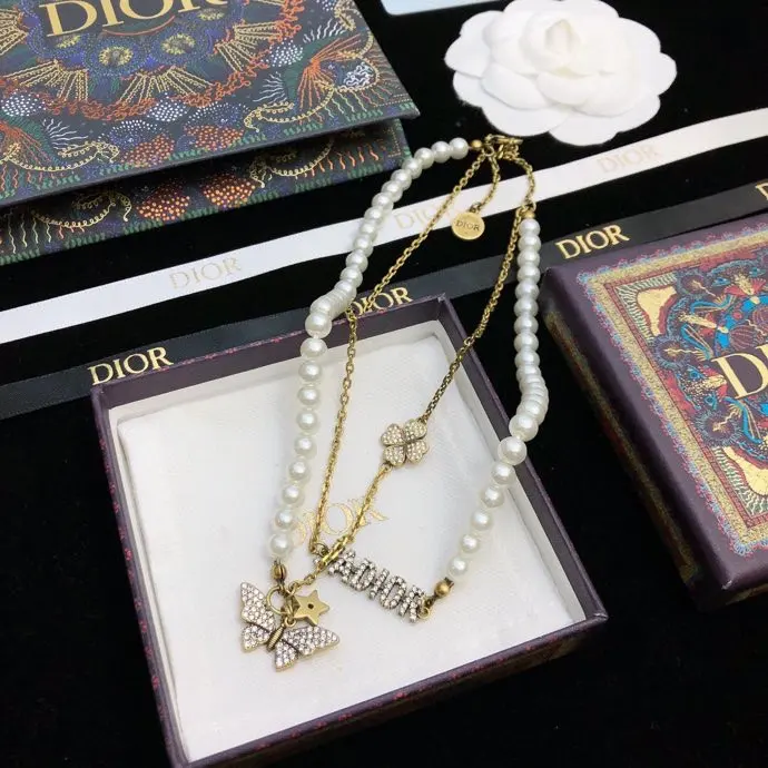 Dior necklace