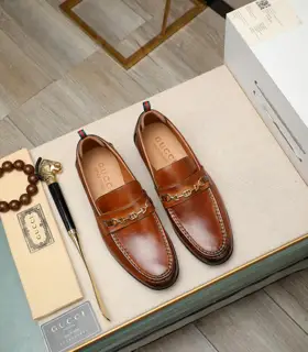 Gucci official website dress shoes Italy imported cowhide + top imported water-dyed cowhide