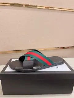 Gucci slippers