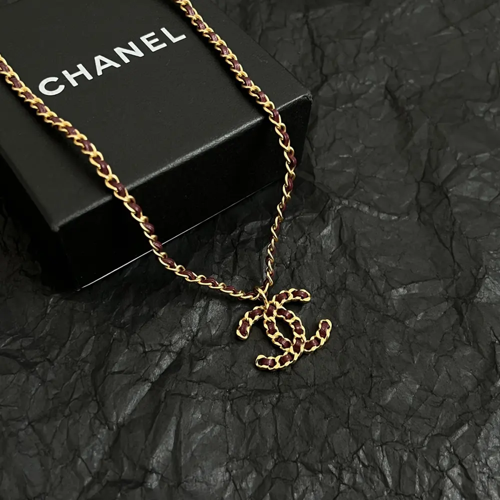 Chanel vintage necklace