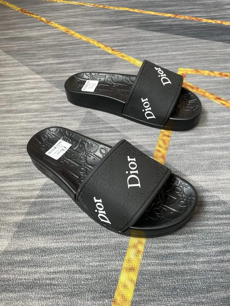 Dior’s new products are a hit in the Year of the Snake
