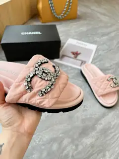 Chanel Velcro Slippers Couples Chanel new models