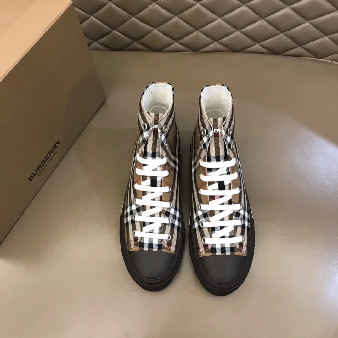 Burberry men’s classic high-top sneaker
