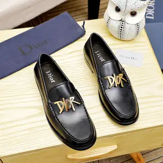 Dior casual men’s shoes are on sale. 1:1 production on the official website. Original